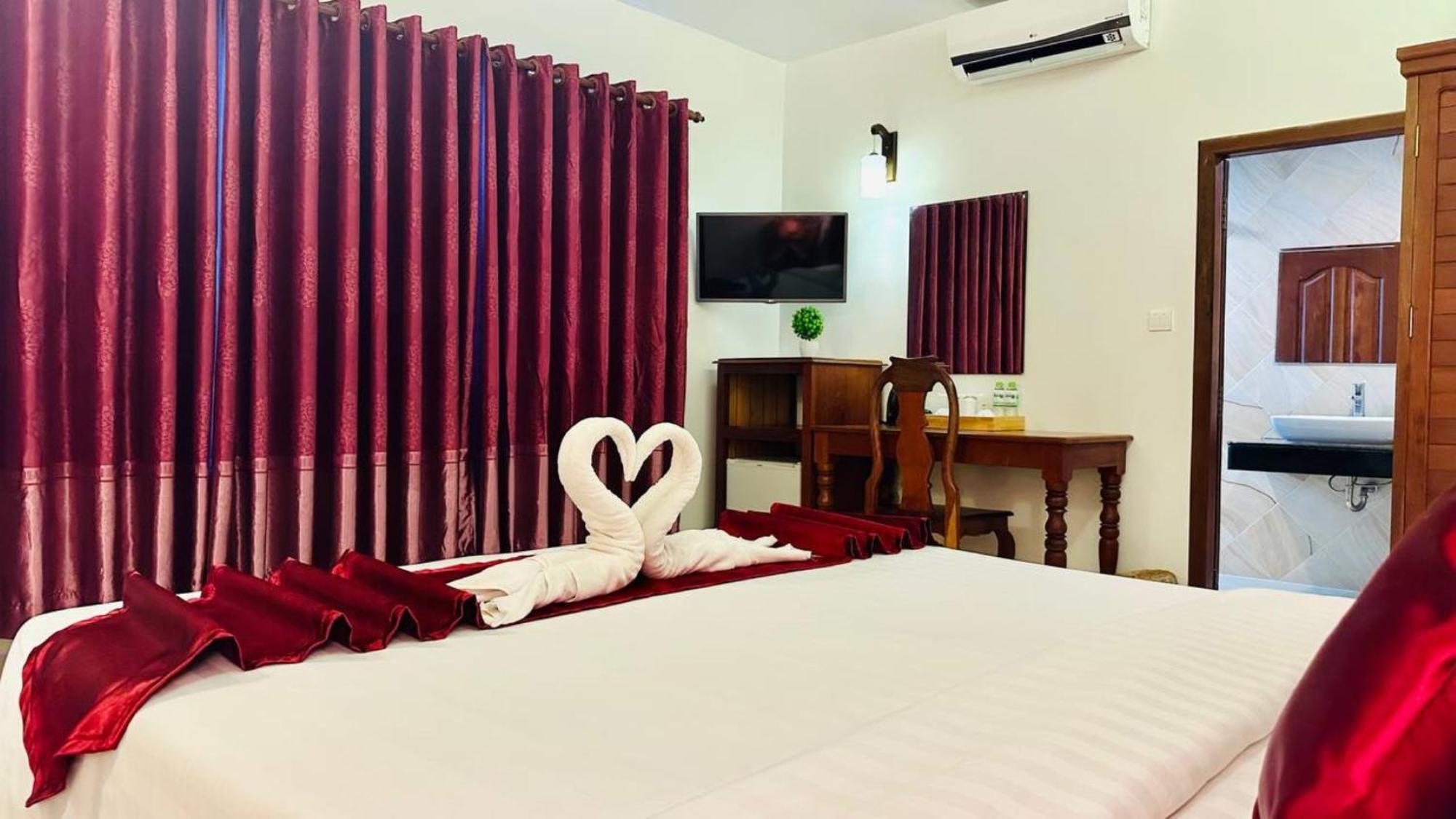 Holy Angkor Hotel Сием Реап Екстериор снимка